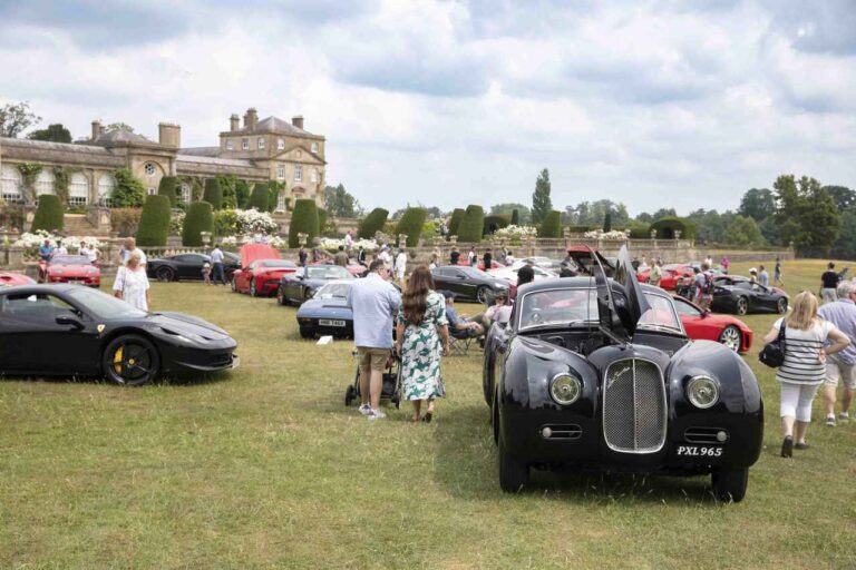 UK Classic and Sports Car Show