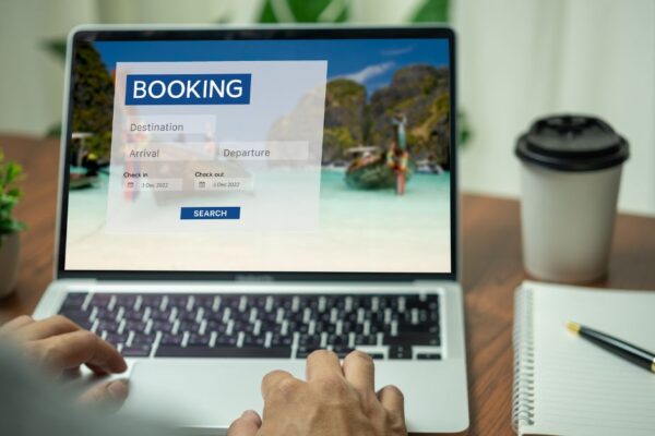 Best Travel Booking Platforms 2025
